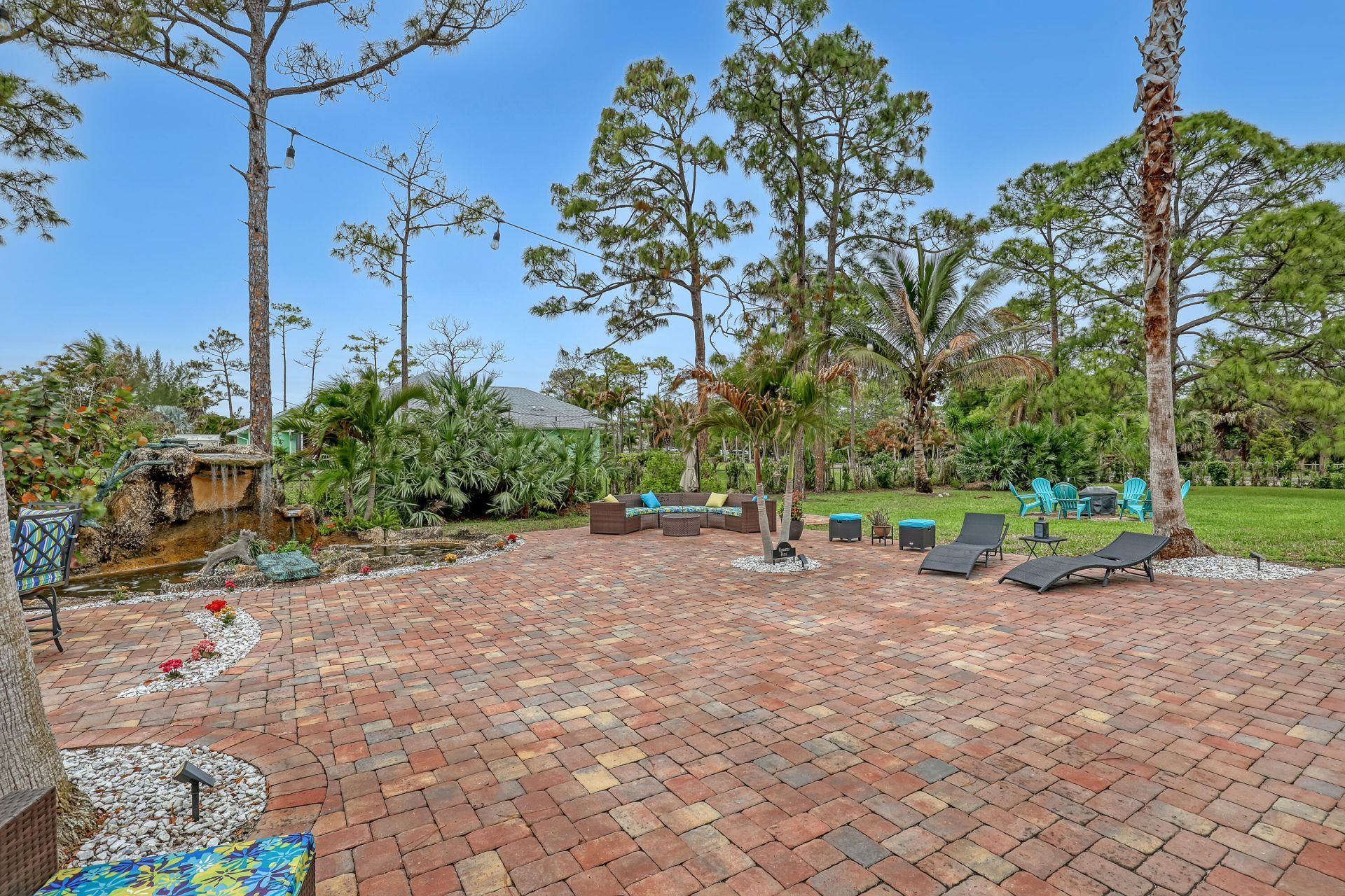 14042 88th Place N, The Acreage, FL 33470 Photo