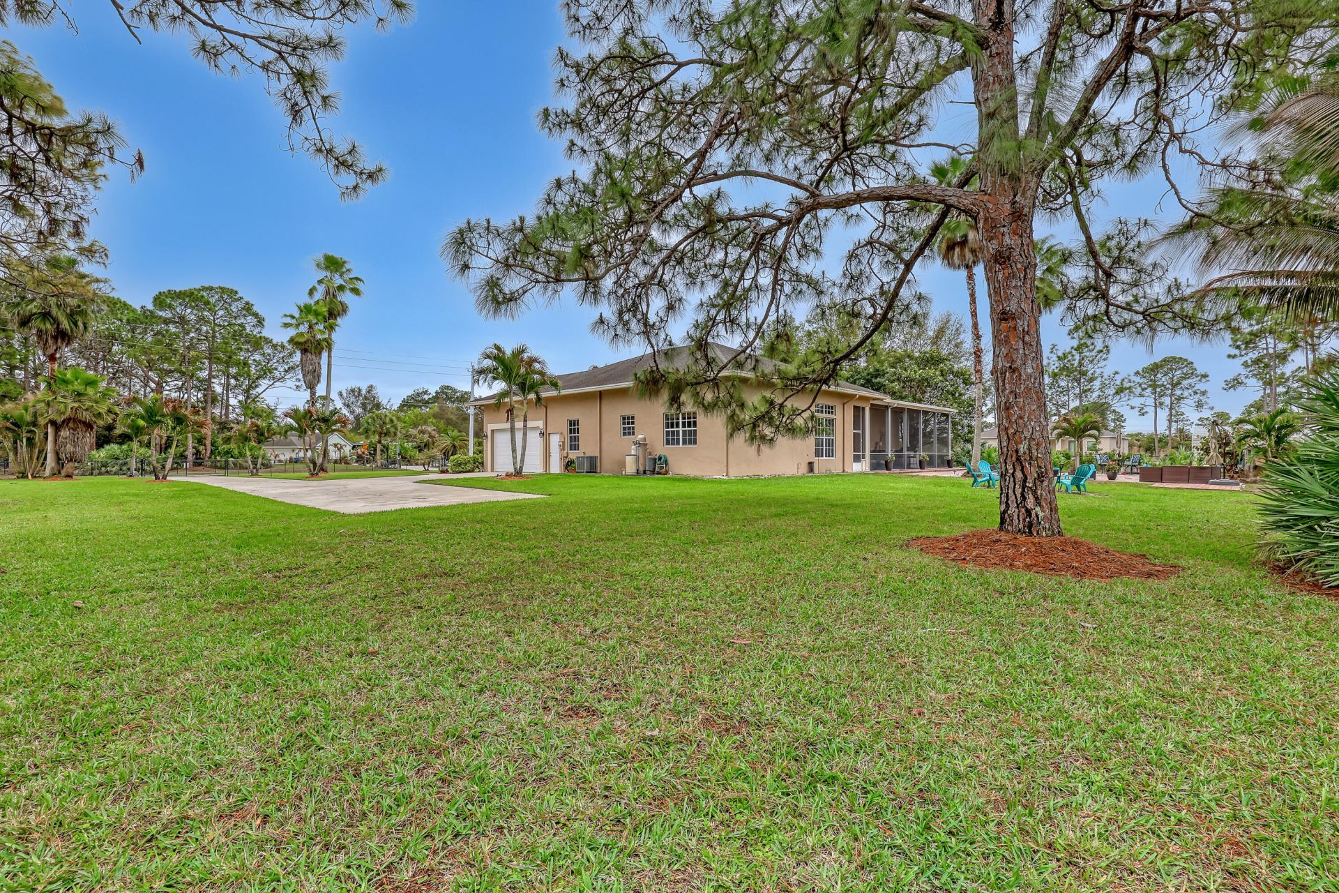 14042 88th Place N, The Acreage, FL 33470 Photo