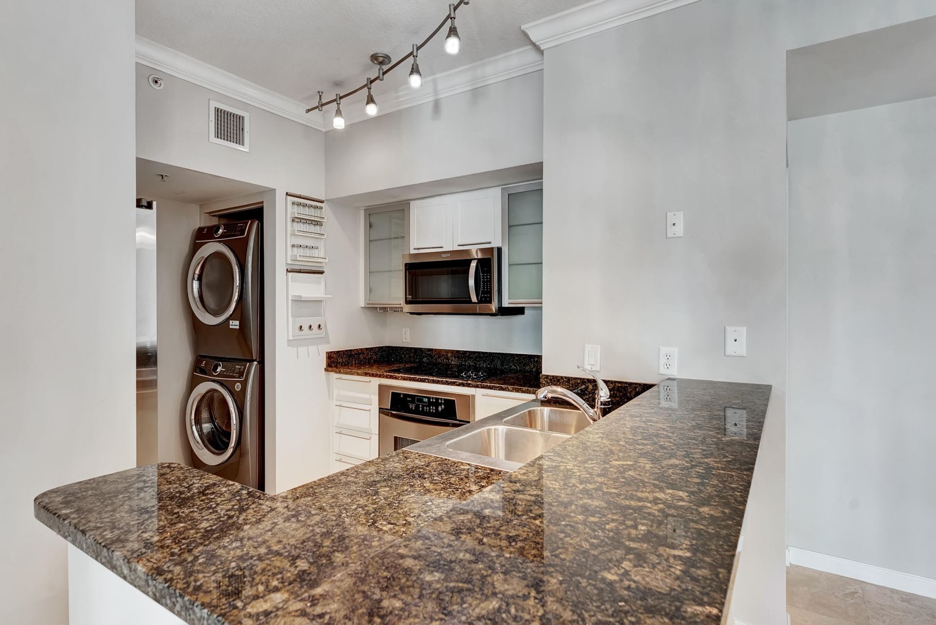 225 NE 1st Street, Unit 409 (ph-09, Delray Beach, FL 33483 Photo