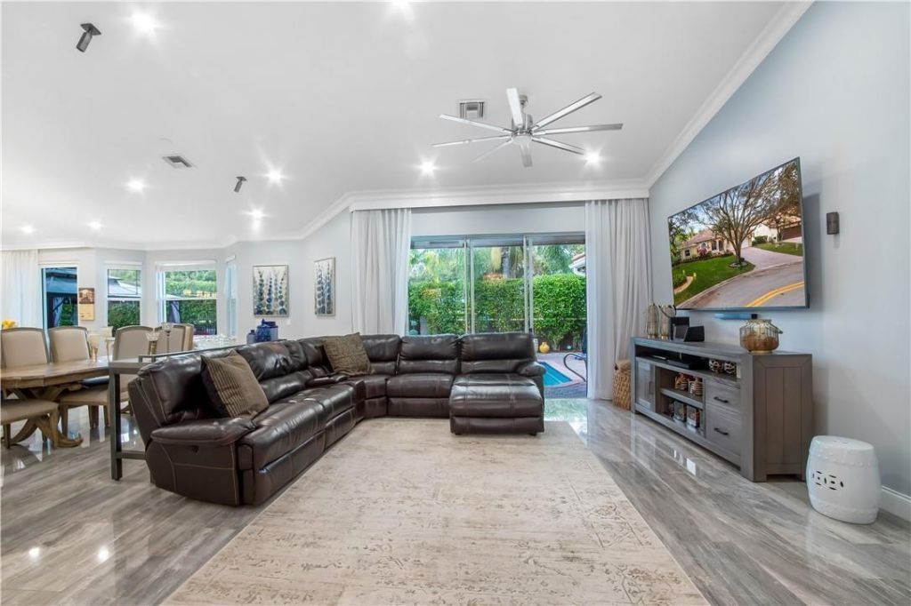 10361 NW 54th Place, Coral Springs, FL 33076 Photo