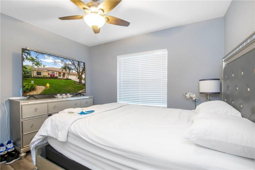 10361 NW 54th Place, Coral Springs, FL 33076 Photo