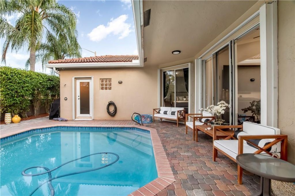 10361 NW 54th Place, Coral Springs, FL 33076 Photo