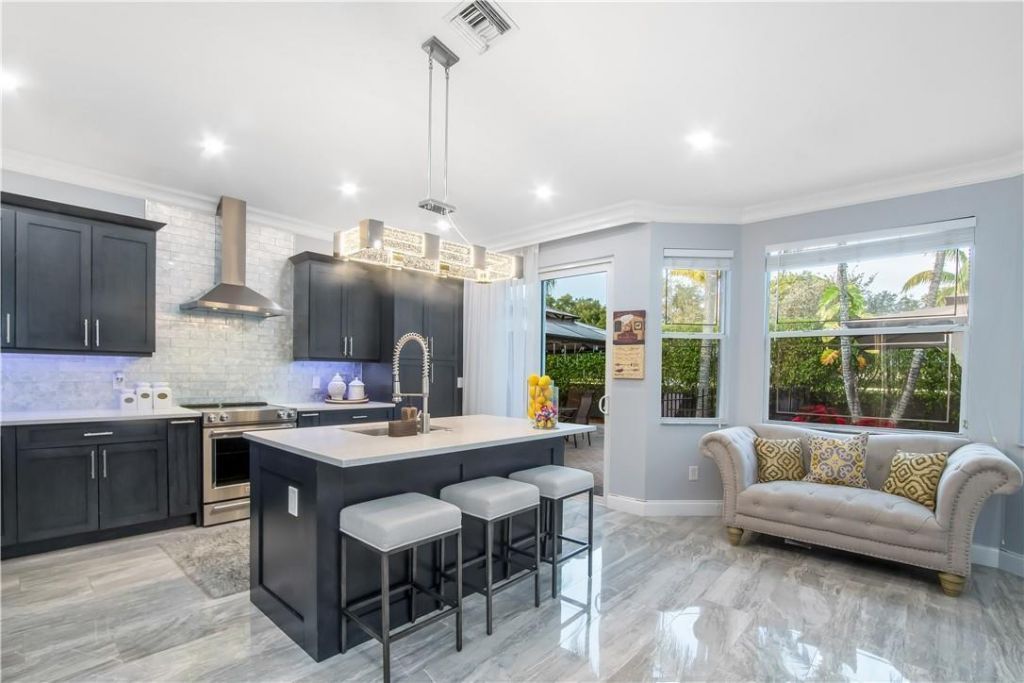 10361 NW 54th Place, Coral Springs, FL 33076 Photo