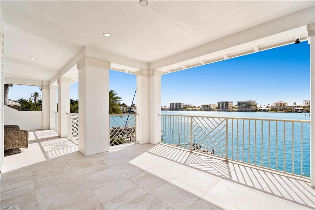 2805 Leeward Ln , Naples, FL 34103 Photo