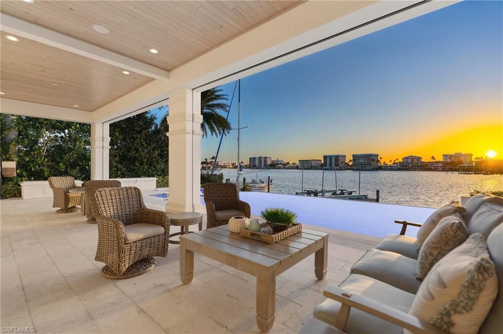 2805 Leeward Ln , Naples, FL 34103 Photo