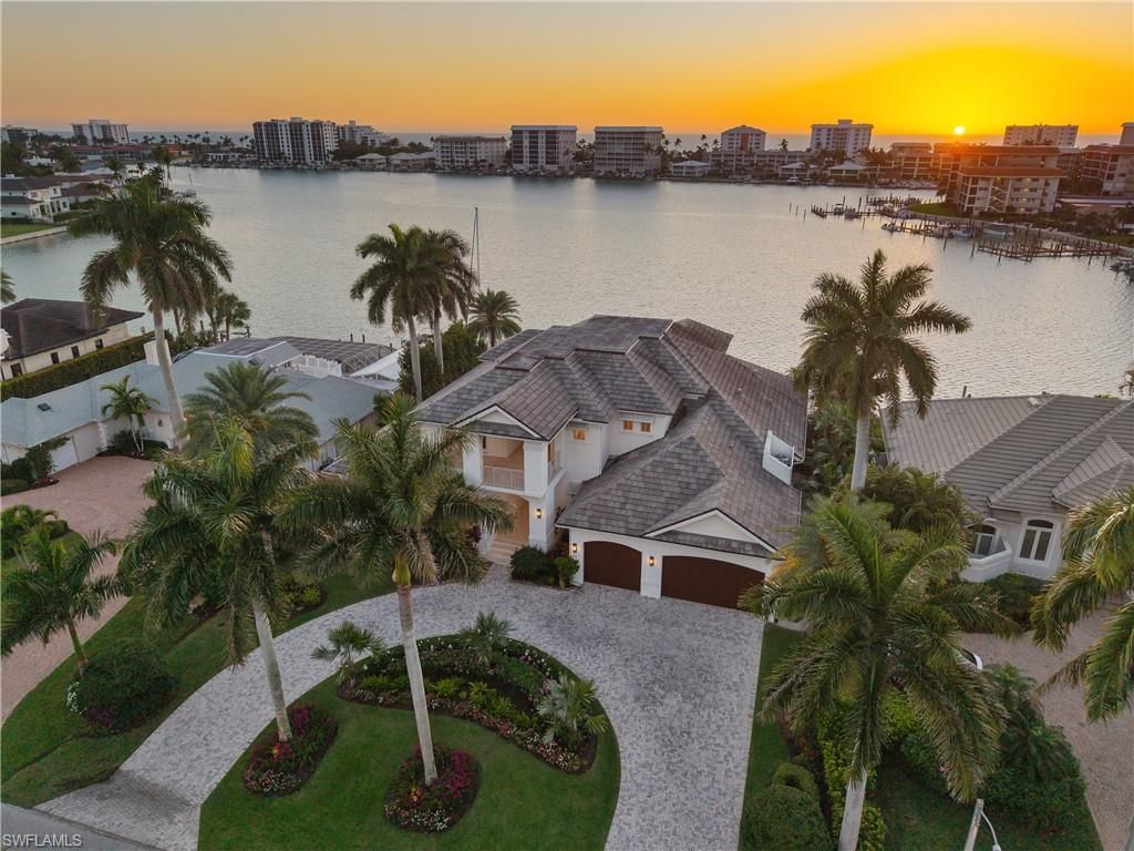 2805 Leeward Ln , Naples, FL 34103 Photo