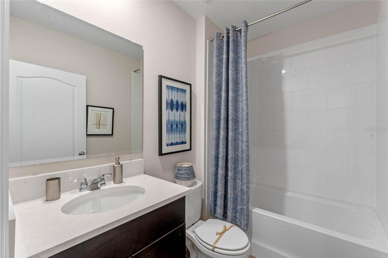 2078 Walnut Creek Drive , Kissimmee, FL 34744 Photo