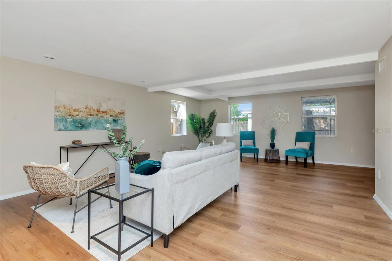 7420 Dr Martin Luther King Jr Street N, Saint Petersburg, FL 33702 Photo