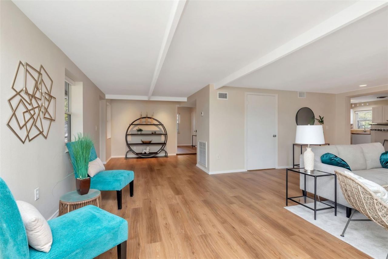 7420 Dr Martin Luther King Jr Street N, Saint Petersburg, FL 33702 Photo