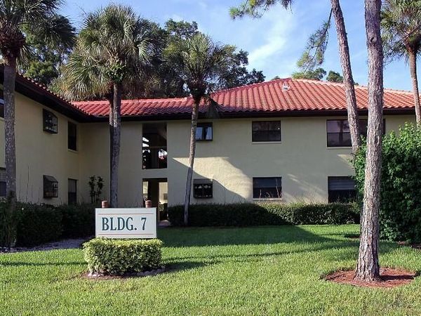 704 HAMMOCK PINE BOULEVARD , Unit 704, CLEARWATER, FL 33761
