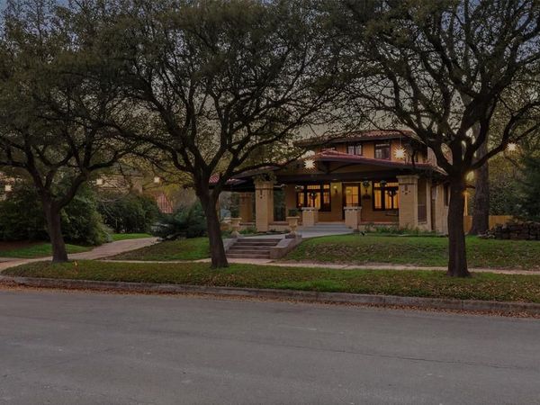 2420 S Adams Street, Fort Worth, TX 76110