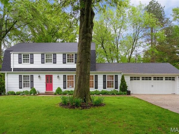 9 Middlebury Lane , Chesterfield, MO 63017