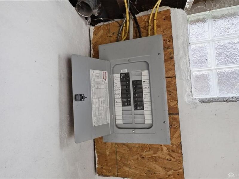 51 S Cherrywood Avenue, Dayton, OH 45403 Photo 24