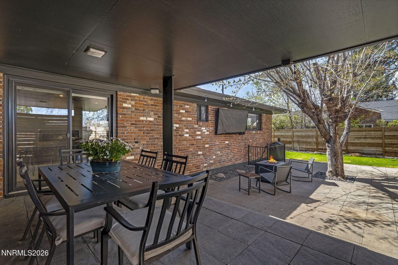 1085 Sharon Way, Reno, NV 89509 Photo