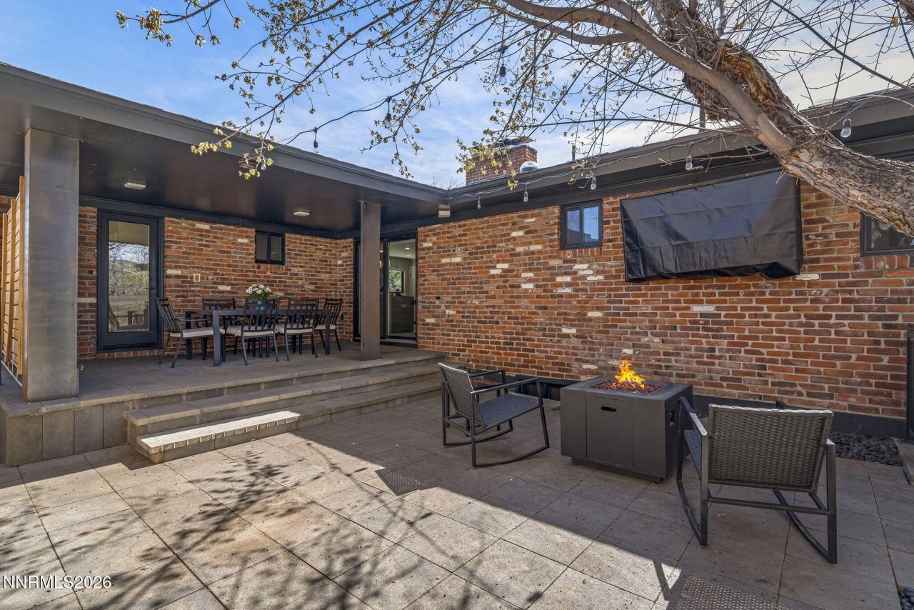 1085 Sharon Way, Reno, NV 89509 Photo