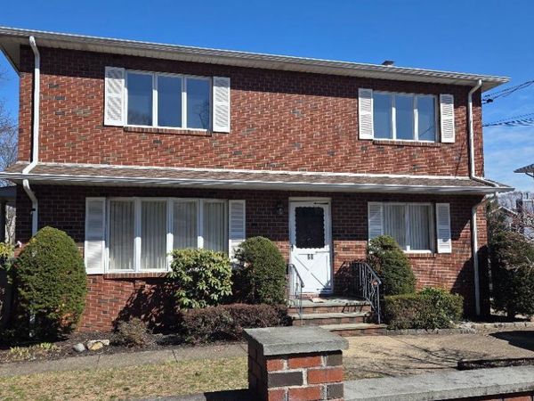 68 Kirkwood Road, Port Washington, NY 11050