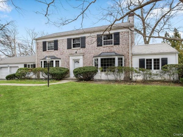 1 Normandy Lane , Scarsdale, NY 10583