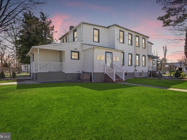 1026 W 5TH STREET, FLORENCE, NJ 08518