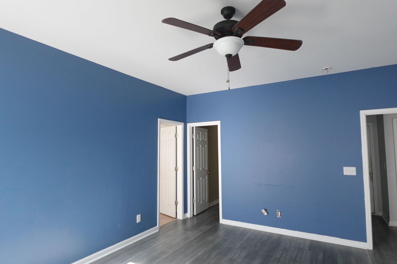 213 Medford Drive Photo 9