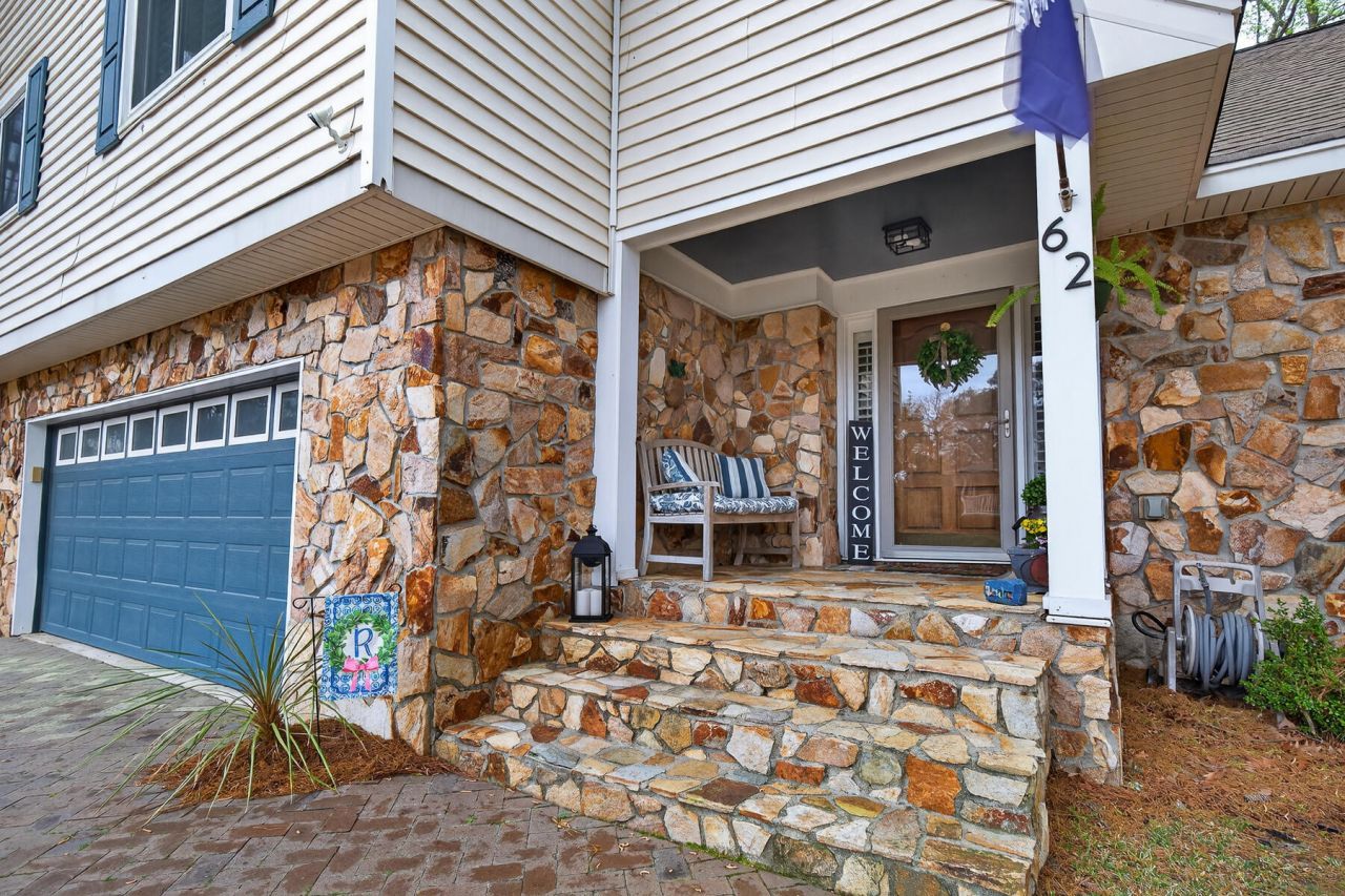 62 Sorento Boulevard Photo 11