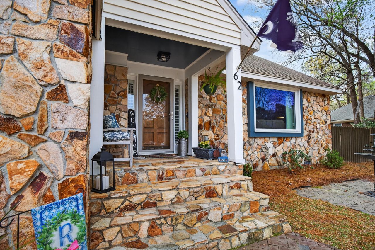 62 Sorento Boulevard Photo 12