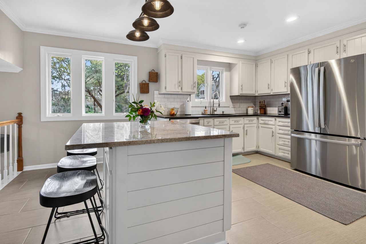 62 Sorento Boulevard Photo 30