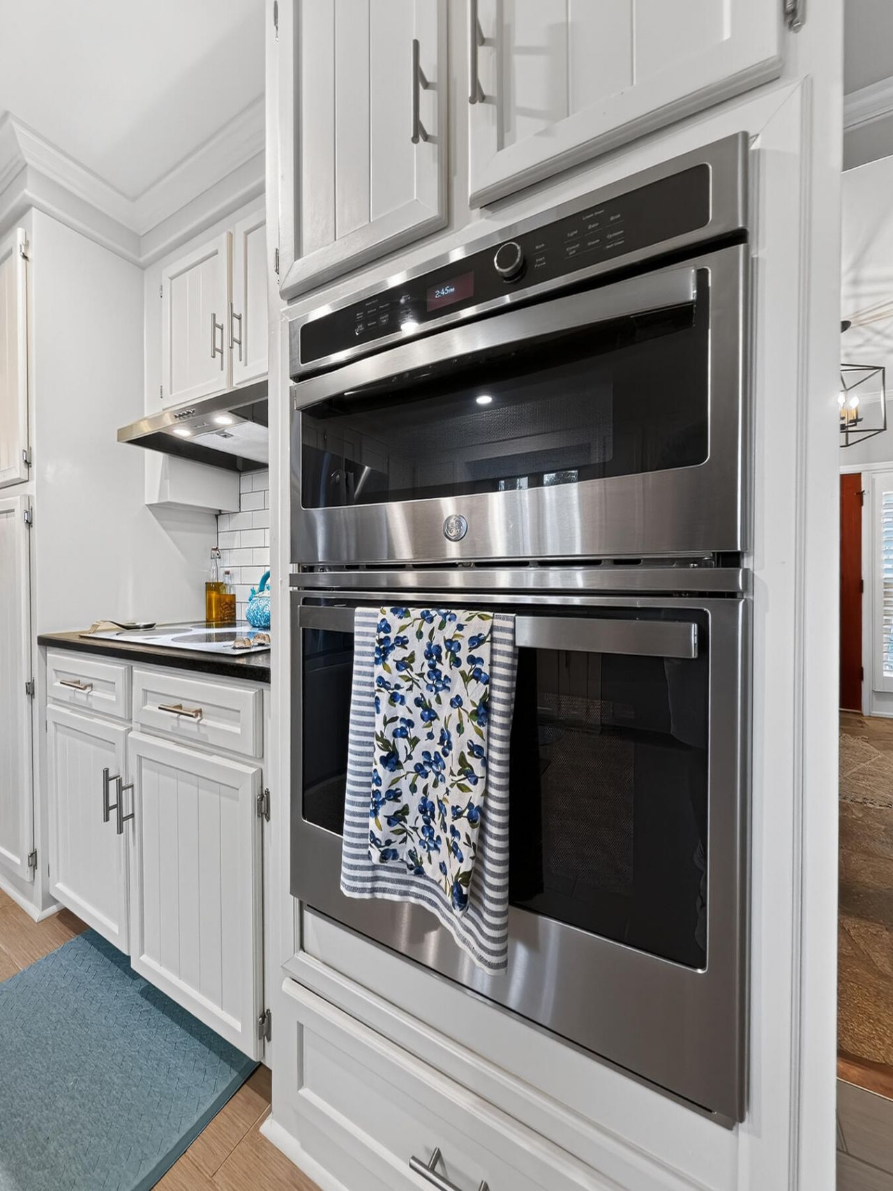 62 Sorento Boulevard Photo 38