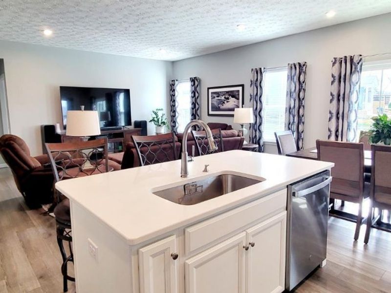 1583 Clearbrook Ln, Batavia Twp, OH 45102 Photo 3