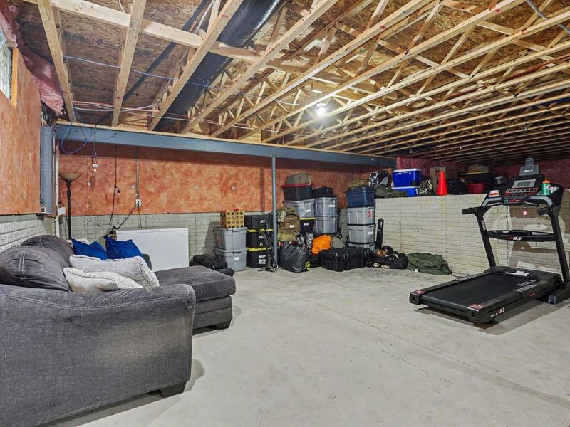 240 Glemsbury Drive, Delaware, OH 43015 Photo 34