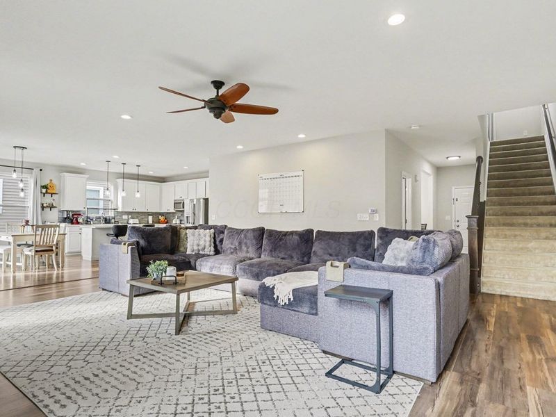 240 Glemsbury Drive, Delaware, OH 43015 Photo 5