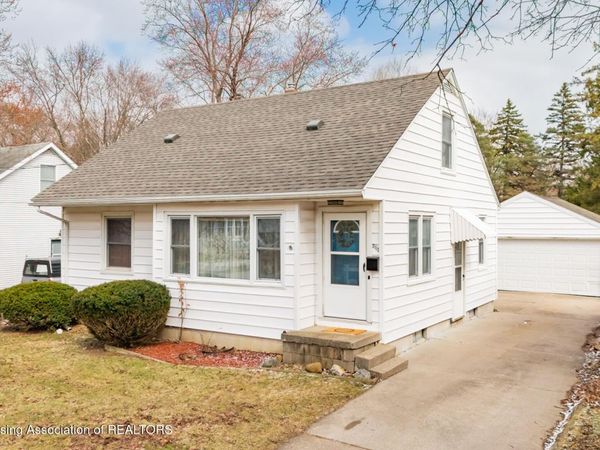 3115 Palmer Street, Lansing, MI 48910