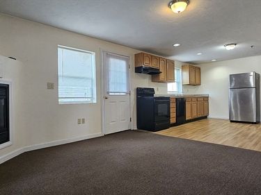 19 Mcdonald Street, Unit B, Spencer, MA 01562