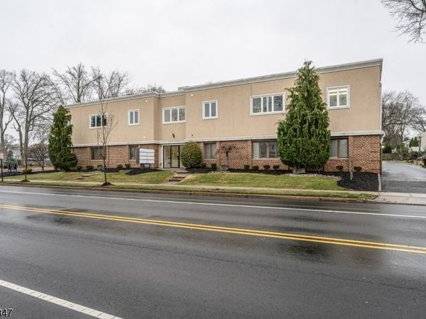 727 Raritan Rd, Clark, NJ 07066