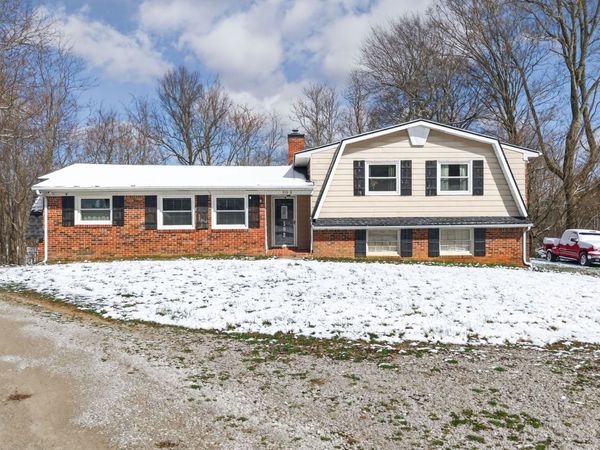 193 Spur Rd , Sparta, TN 38583