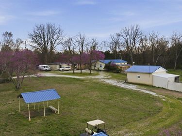 13355 Nashville Road , Woodburn, KY 42170