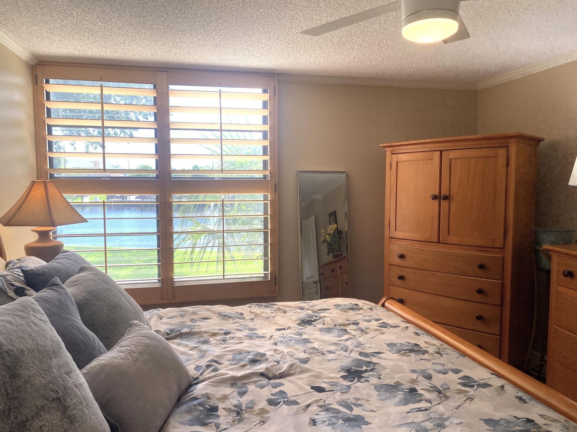 14 Royal Palm Way, Unit 106, Boca Raton, FL 33432 Photo