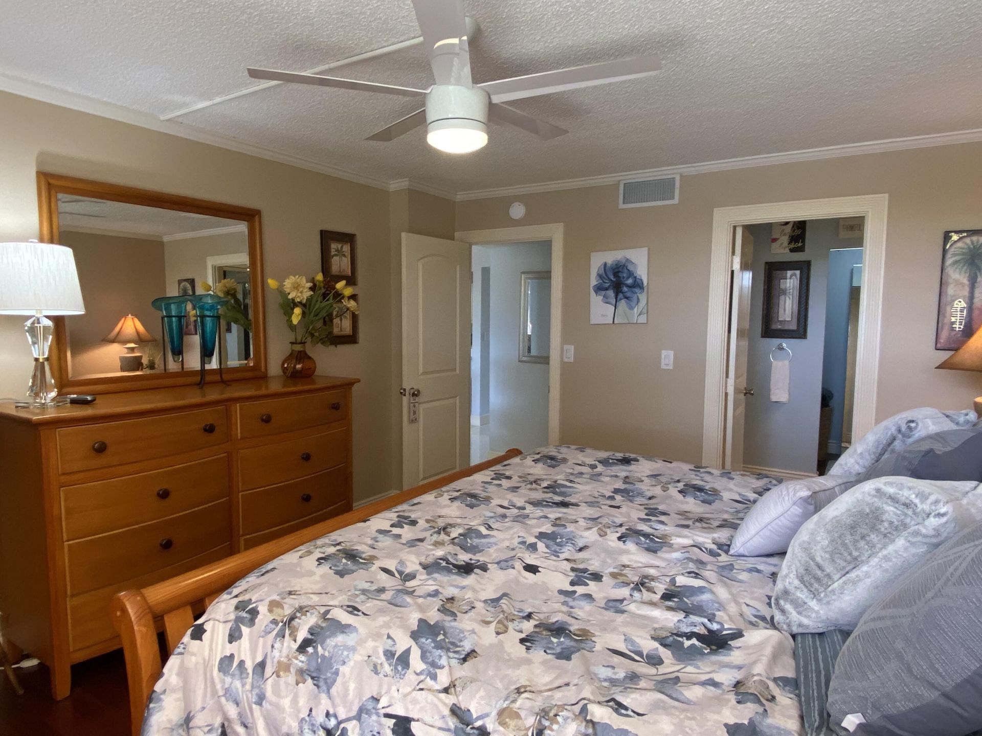 14 Royal Palm Way, Unit 106, Boca Raton, FL 33432 Photo