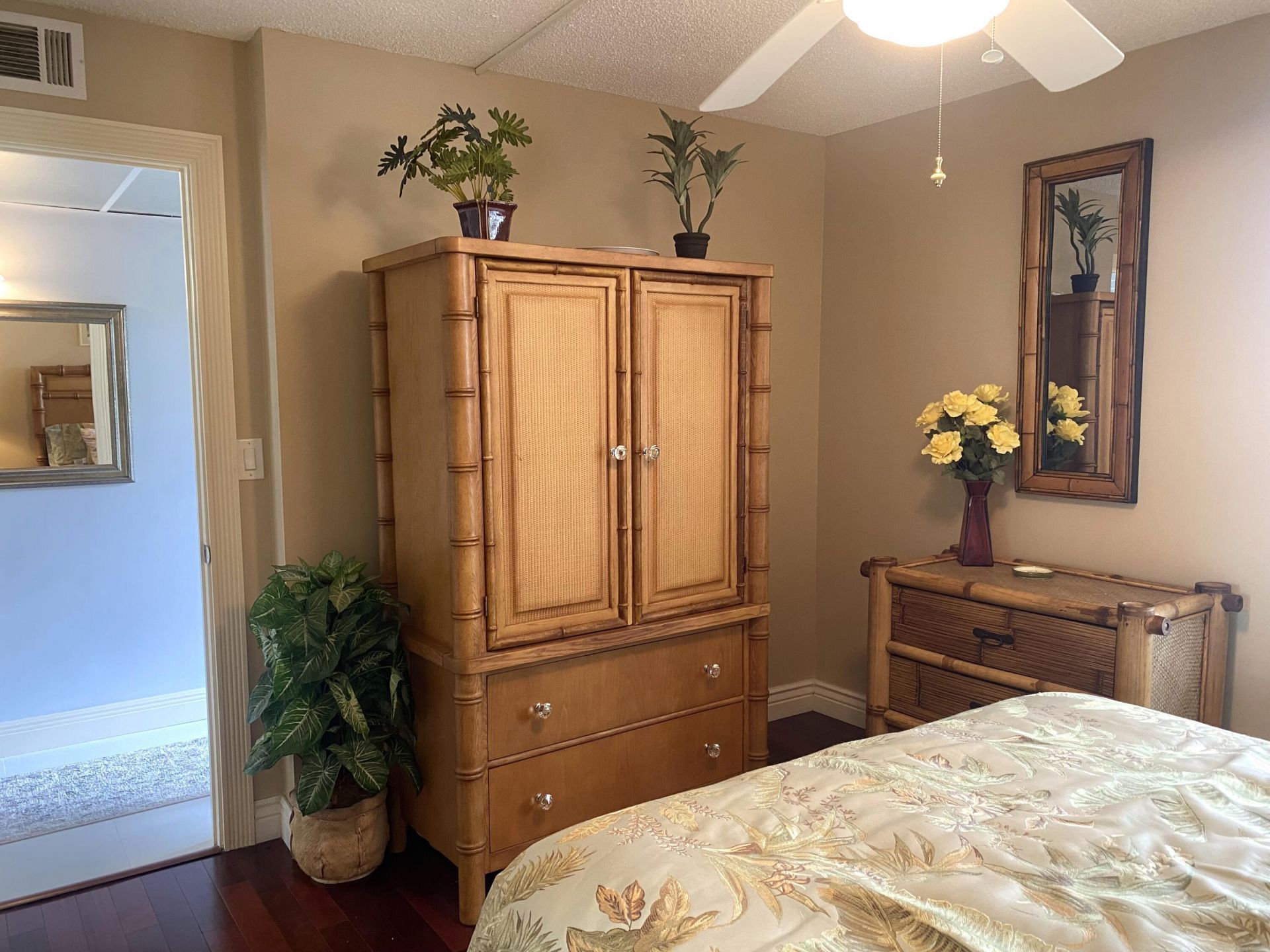 14 Royal Palm Way, Unit 106, Boca Raton, FL 33432 Photo