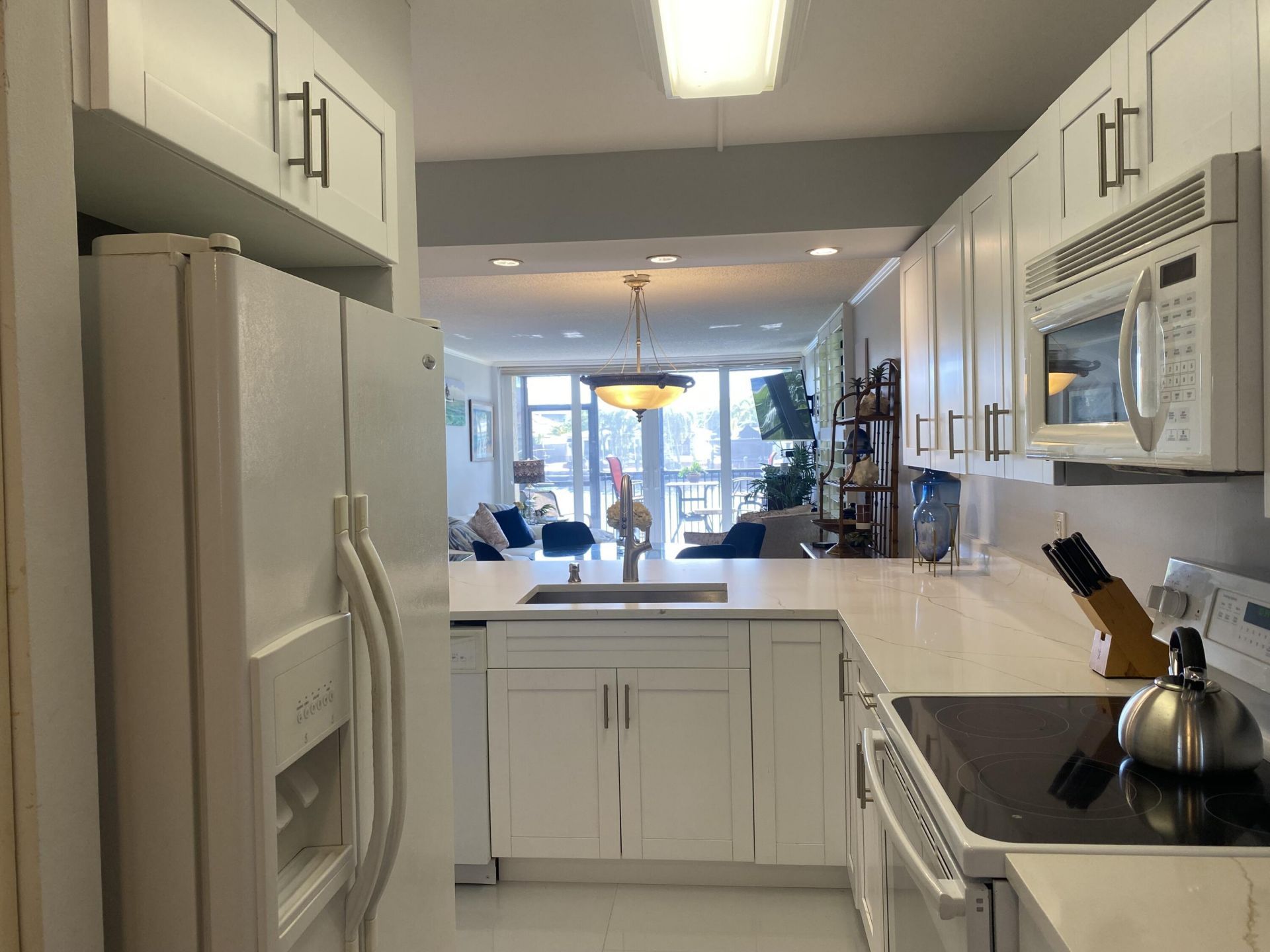 14 Royal Palm Way, Unit 106, Boca Raton, FL 33432 Photo