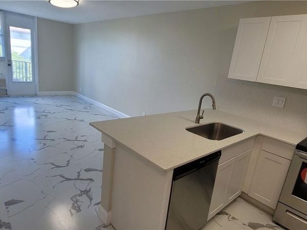 2771 Riverside Drive, Unit 416-a, Coral Springs, FL 33065