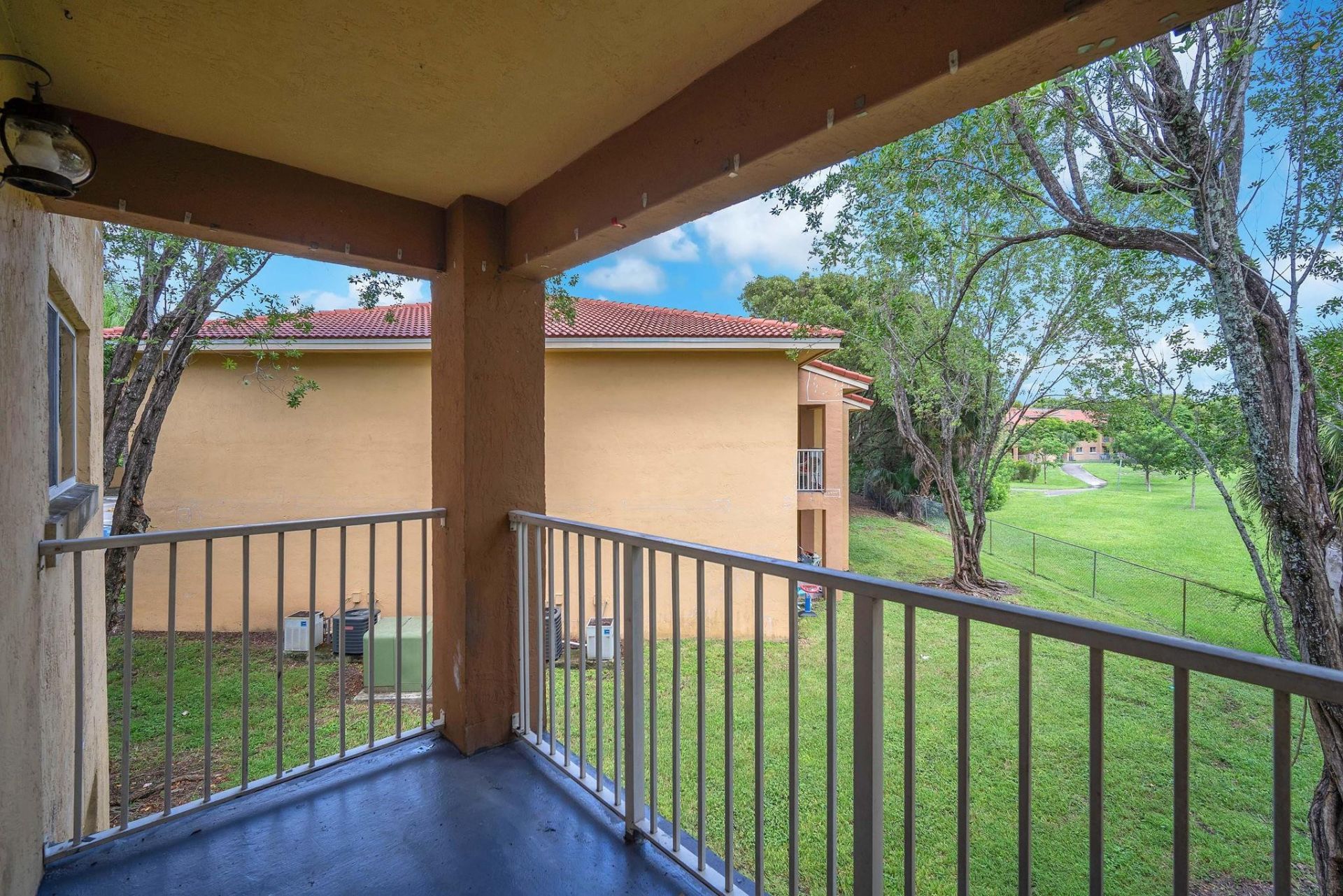 6881 NW 173rd Drive, Unit 1j, Hialeah, FL 33015 Photo