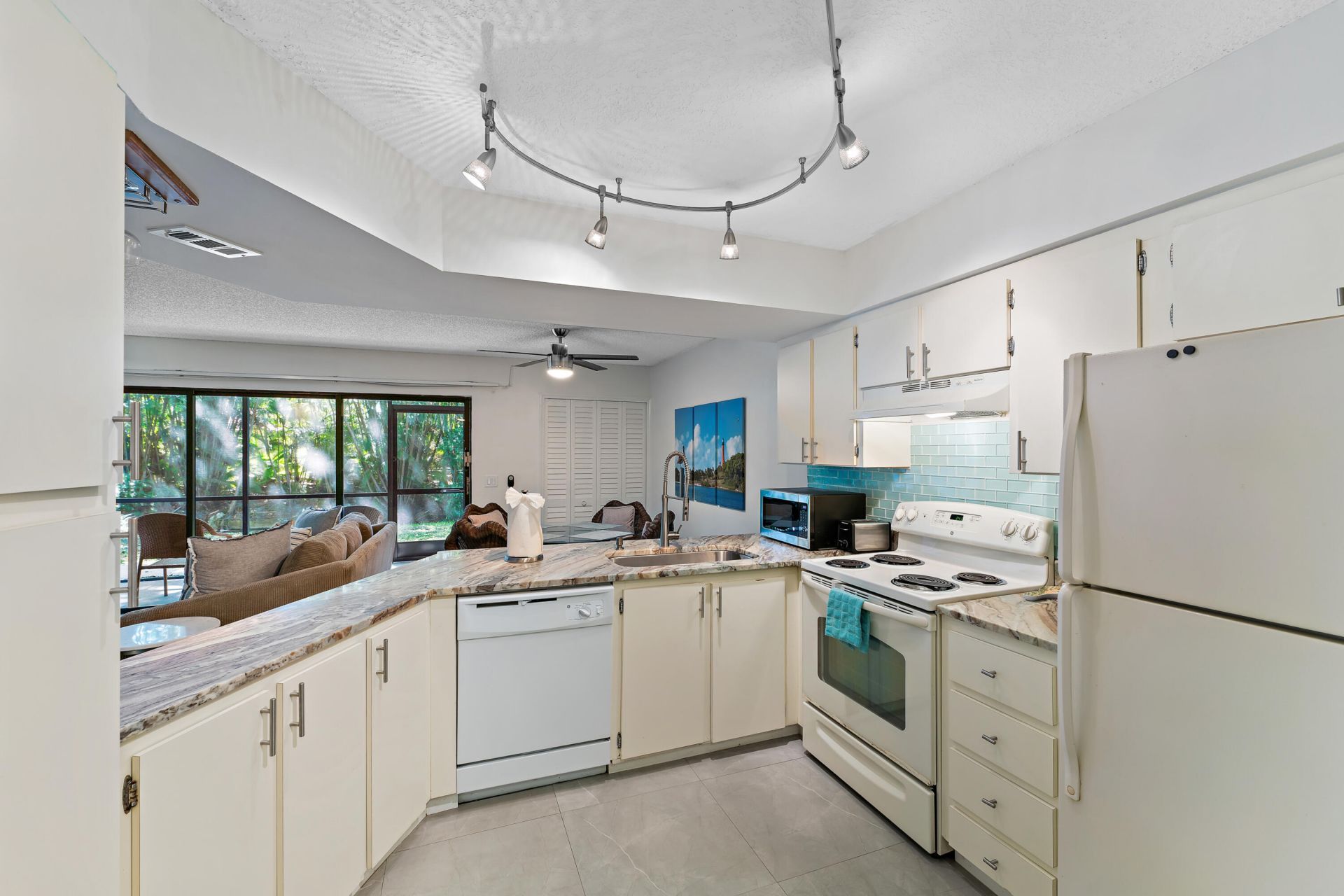 1605 S Us Hwy 1, Unit E104, Jupiter, FL 33477 Photo