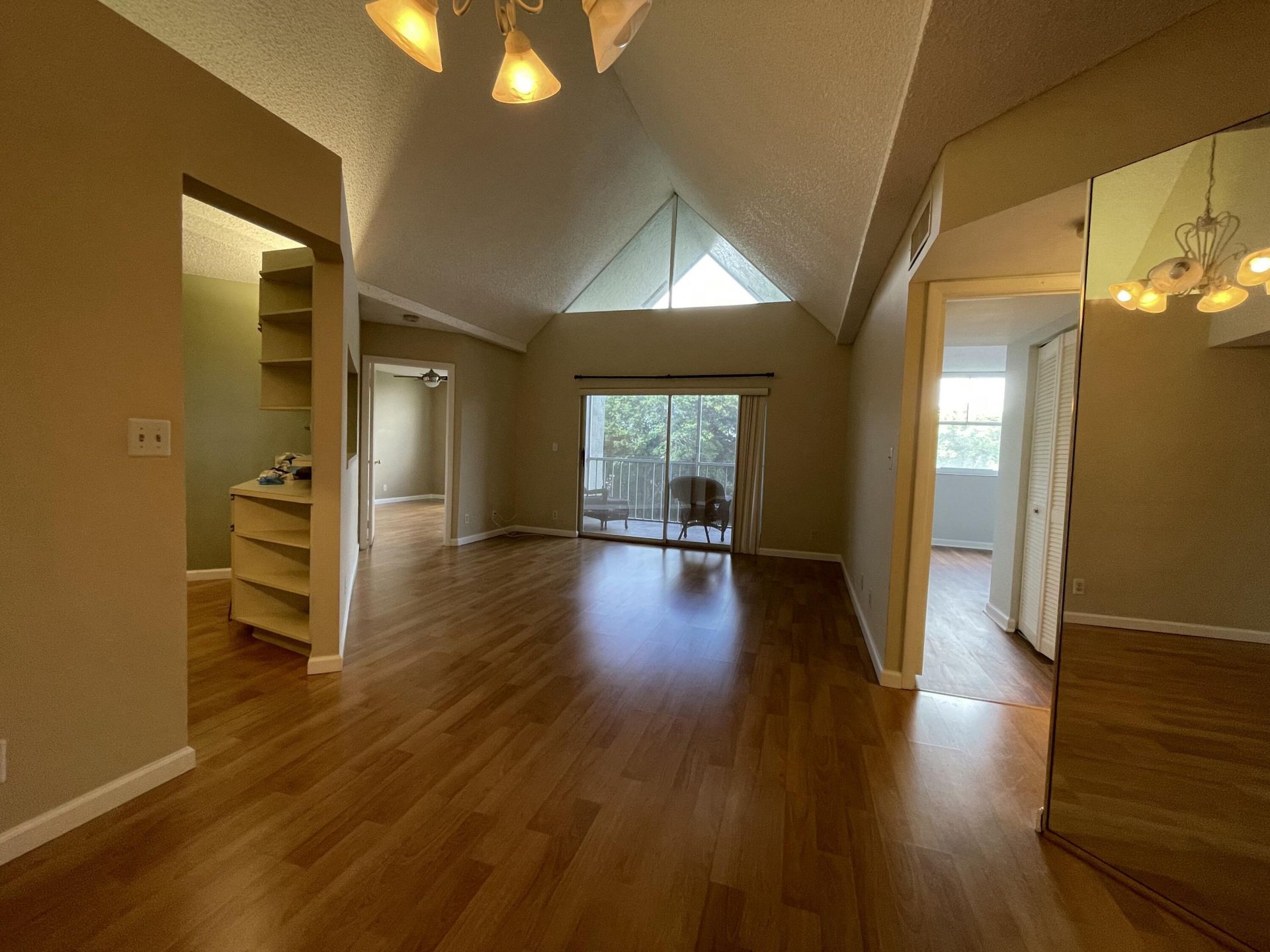 5910 Morningstar Circle, Unit 403, Delray Beach, FL 33484 Photo