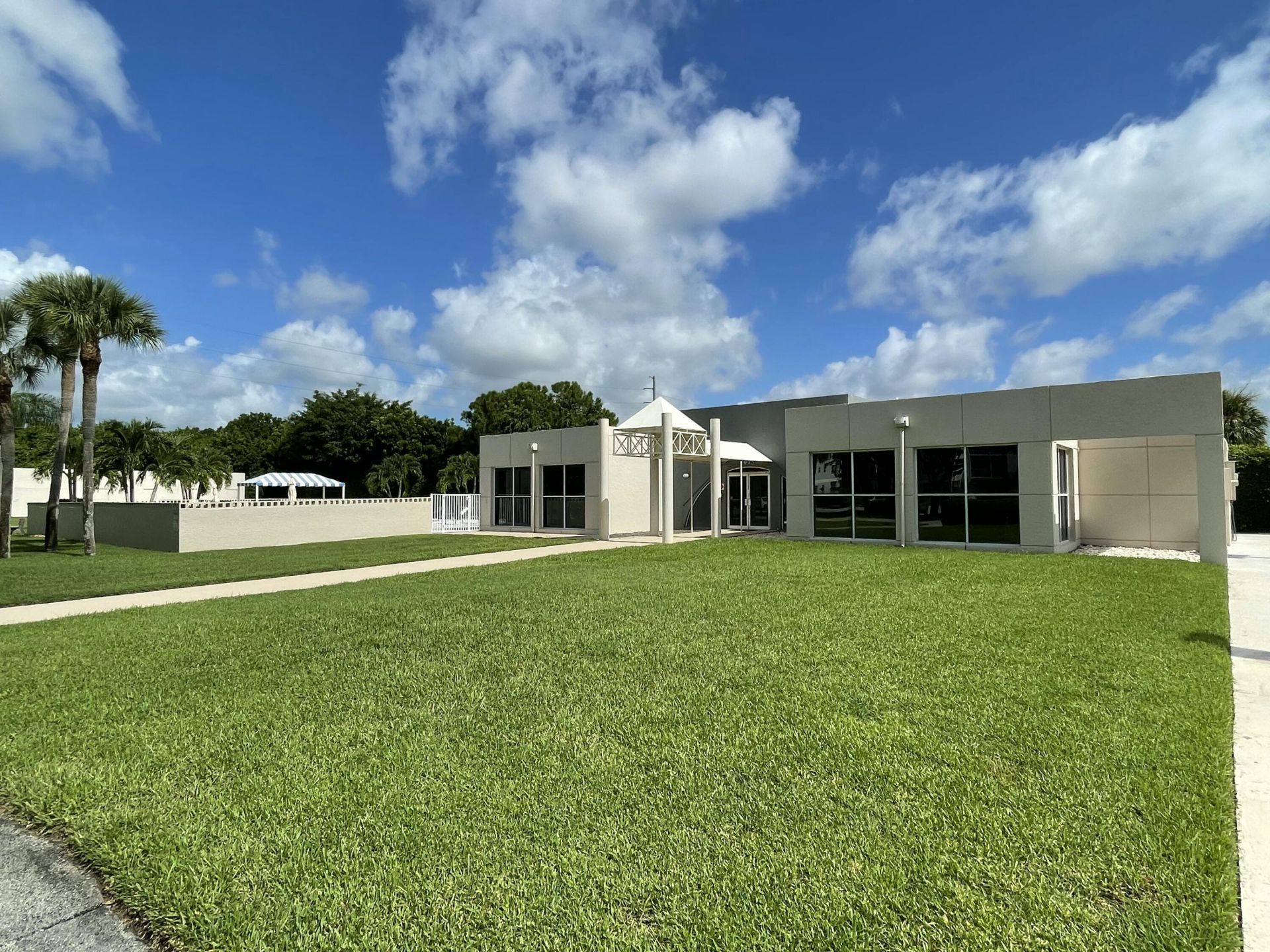 5910 Morningstar Circle, Unit 403, Delray Beach, FL 33484 Photo