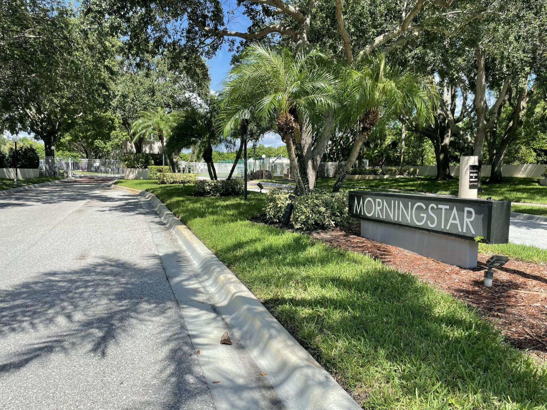 5910 Morningstar Circle, Unit 403, Delray Beach, FL 33484 Photo