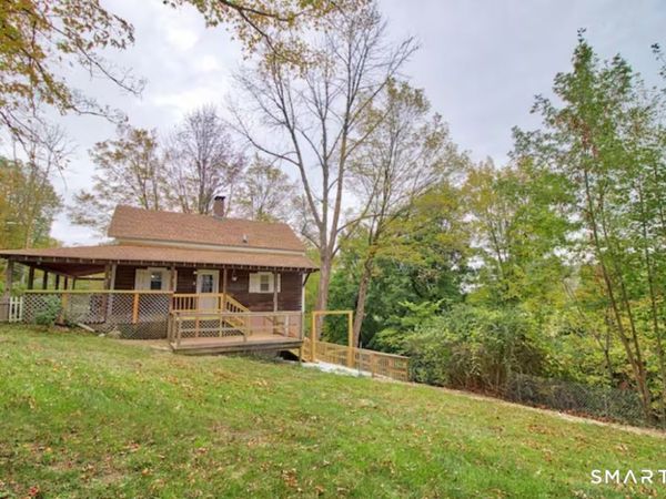 15 Lower, North Canaan, CT 06024