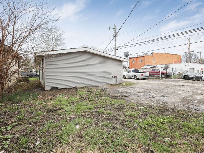 2445-2447 Hiawatha Street, Columbus, OH 43211 Photo 19