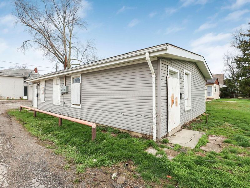 2445-2447 Hiawatha Street, Columbus, OH 43211 Photo 3