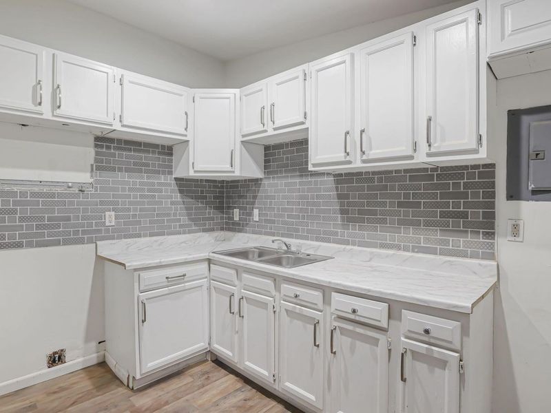 2445-2447 Hiawatha Street, Columbus, OH 43211 Photo 8