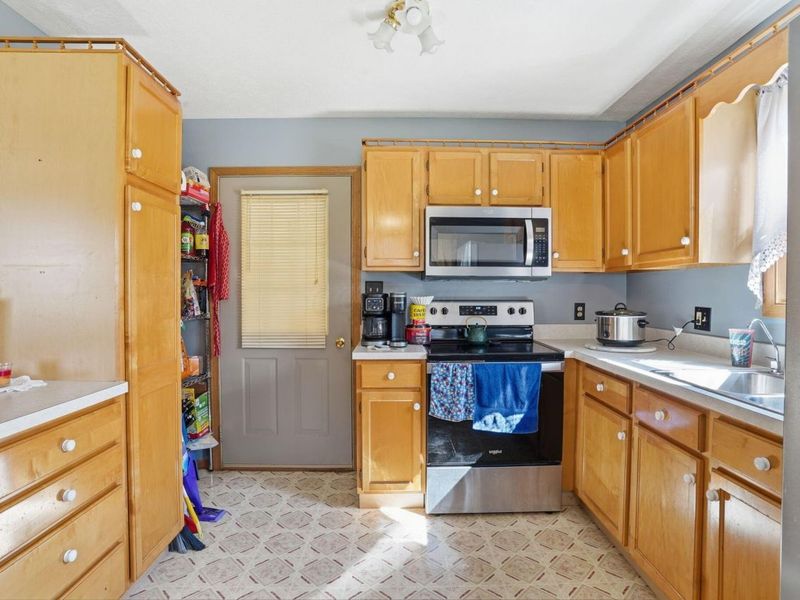 3202 Oesch Lane, Shelby, OH 44875 Photo 8